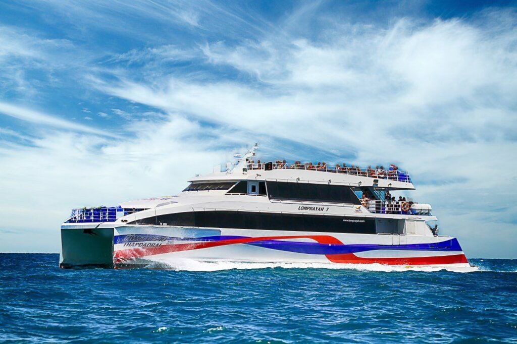 Ferry to Koh Tao
